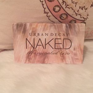 Urban decay NAKED illuminated trio